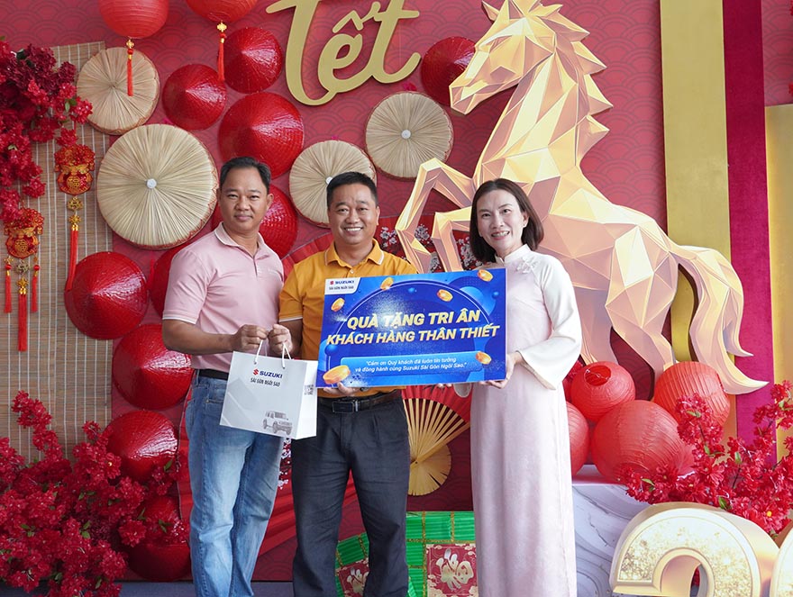 ha-su-kien-don-xuan-nhu-y-ruoc-loc-binh-an-cung-suzuki-sgns-2026-15