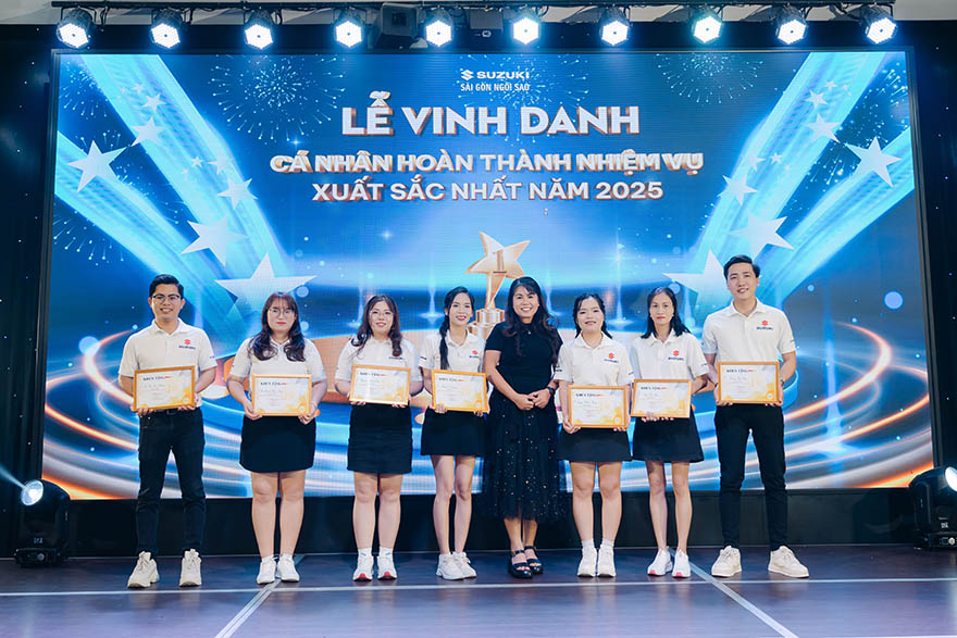 tat-nien-2025-cong-ty-sai-gon-ngoi-sao-khai-xuan-binh-ngo-16