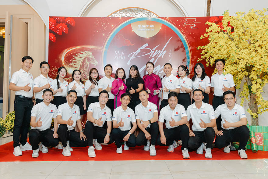 tat-nien-2025-cong-ty-sai-gon-ngoi-sao-khai-xuan-binh-ngo-6