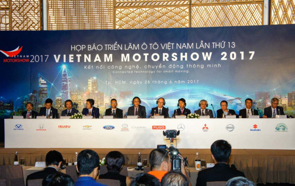 SUZUKI CELERIO MỚI XUẤT HIỆN TẠI VIETNAM MOTORSHOW 2017