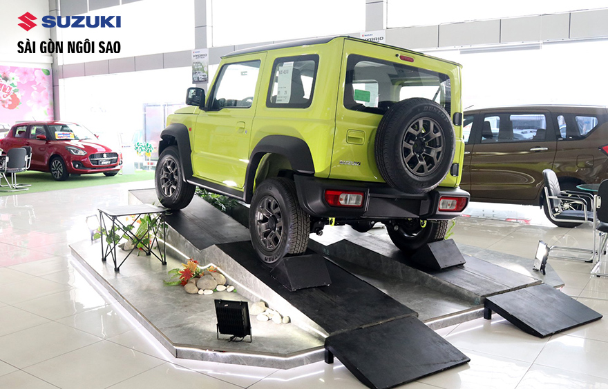 suzuki-jimny-vang-den-dam-ca-tinh-khang-dinh-chat-rieng-6