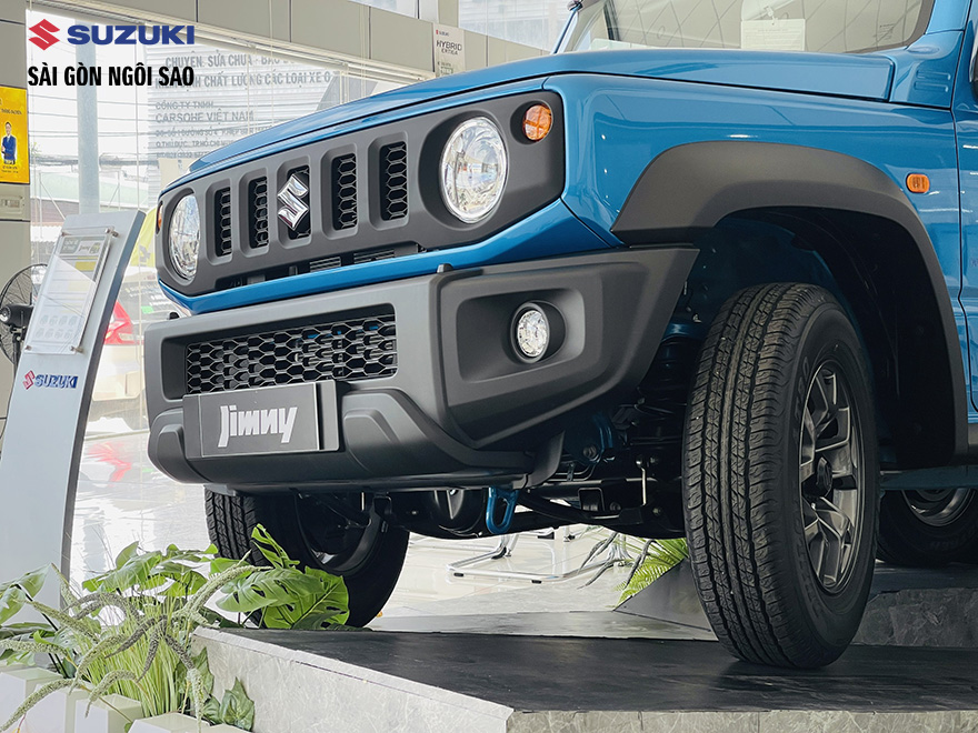 suzuki-jimny-xanh-den-thiet-ke-danh-cho-cac-nha-tham-hiem-2