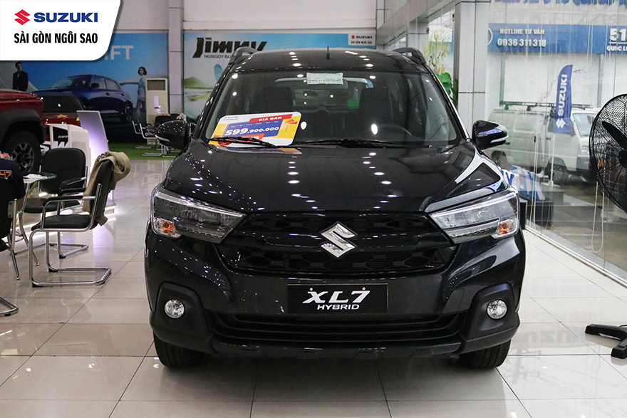 suzuki-xl7-hybrid-black-edition-phien-ban-dac-biet-ky-niem-30-nam-suzuki-viet-nam-3