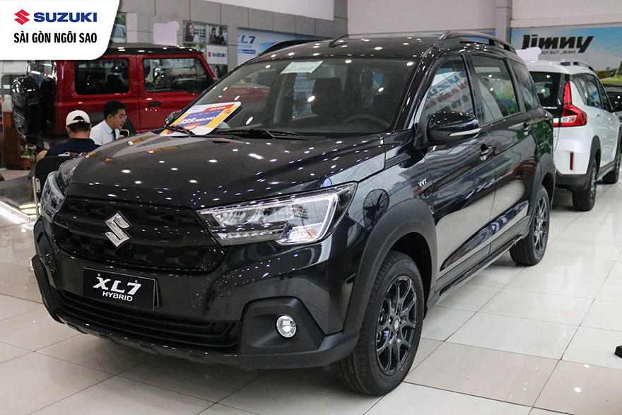 suzuki-xl7-hybrid-black-edition-phien-ban-dac-biet-ky-niem-30-nam-suzuki-viet-nam-4