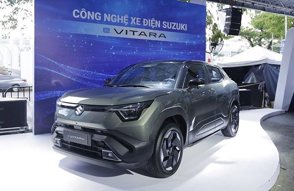 SUZUKI VITARA BẤT NGỜ QUAY TRỞ LẠI THỊ TRƯỜNG VIỆT NAM VỚI PHIÊN BẢN THUẦN ĐIỆN