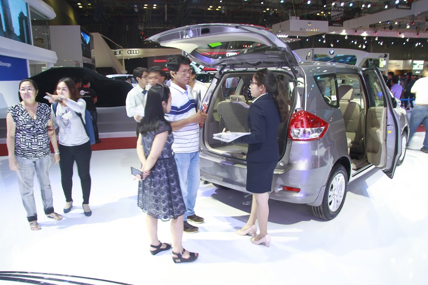 suzuki-sgns-tai-trien-lam-oto-motorshow-2016-vims-2016-18