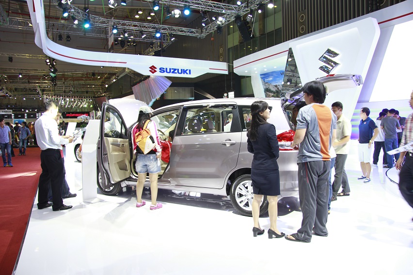 suzuki-sgns-tai-trien-lam-oto-motorshow-2016-vims-2016-20