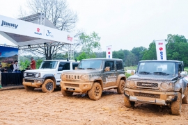 BỘ BA SUZUKI ĐẠP GIÓ RẼ MƯA TẠI ĐỒNG MÔ Ở PVOIL CUP 2025