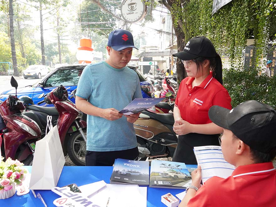 ha-su-kien-lai-thu-va-trai-nghiem-o-to-suzuki-thang-11-2025-3