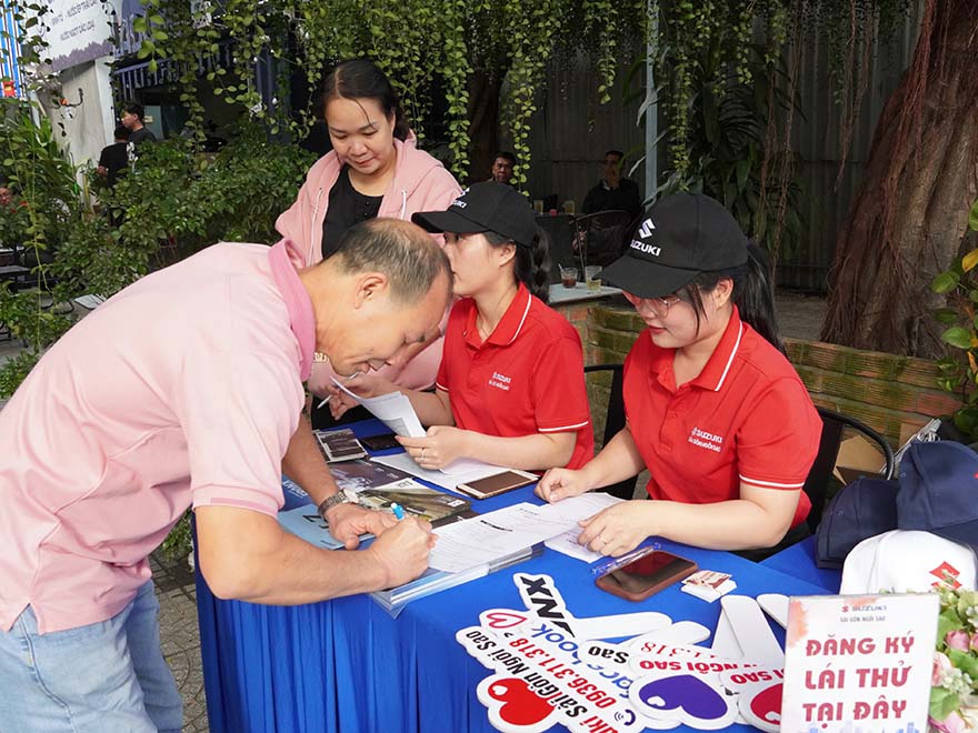 ha-su-kien-lai-thu-va-trai-nghiem-o-to-suzuki-thang-11-2025-4