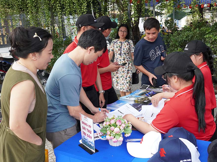 ha-su-kien-lai-thu-va-trai-nghiem-o-to-suzuki-thang-11-2025-5