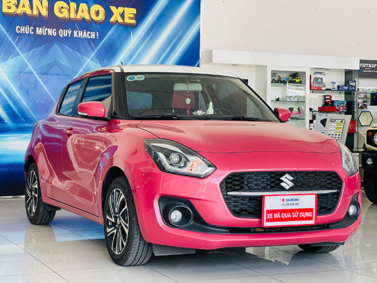 suzuki-swift-hong-noc-trang-trendy-model-2023-chuan-odo-mau-theo-cavet-1