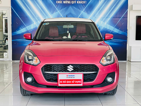 suzuki-swift-hong-noc-trang-trendy-model-2023-chuan-odo-mau-theo-cavet-2