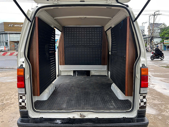 suzuki-blind-van-model-2021-xe-chuan-odo-nhieu-phu-kien-den-pha-do-loa-2