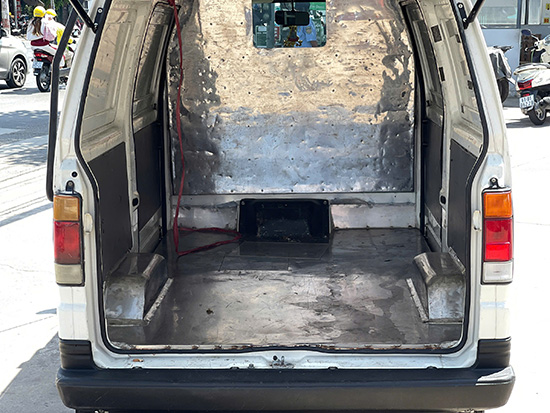 suzuki-blind-van-model-2021-xe-do-cuc-chat-phu-hop-cho-nhung-chuyen-camping-12