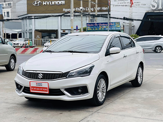 suzuki-ciaz-trang-model-2022-dang-ky-2023-xe-moi-odo-thap-1