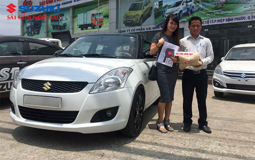 chi-hoa-suzuki-swift-2017